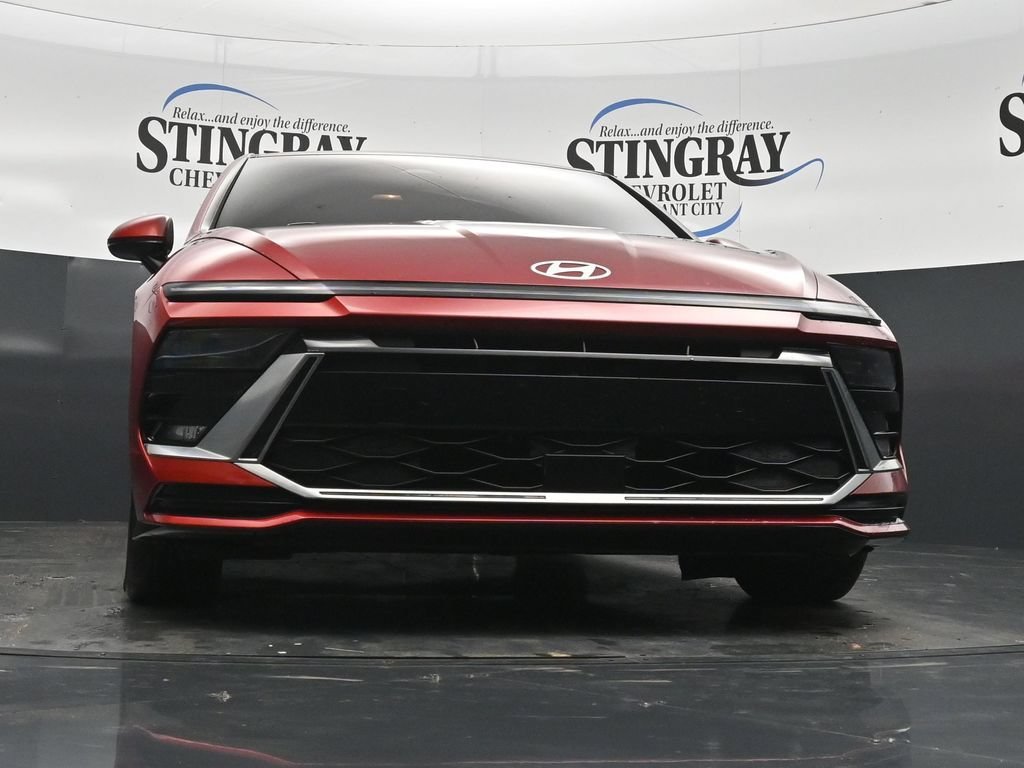 Used 2024 Red Hyundai SEL image 27