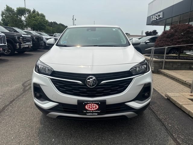 Used 2023 Summit White Buick Preferred image 2