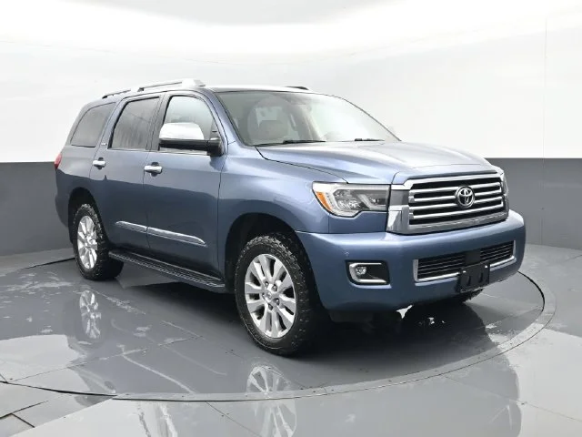 Used 2018 Shoreline Mist Toyota Platinum image 3