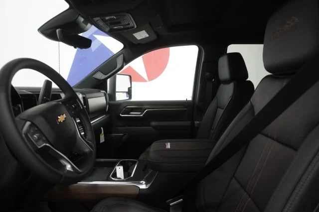 New 2026 Black Chevrolet High Country DRW image 21