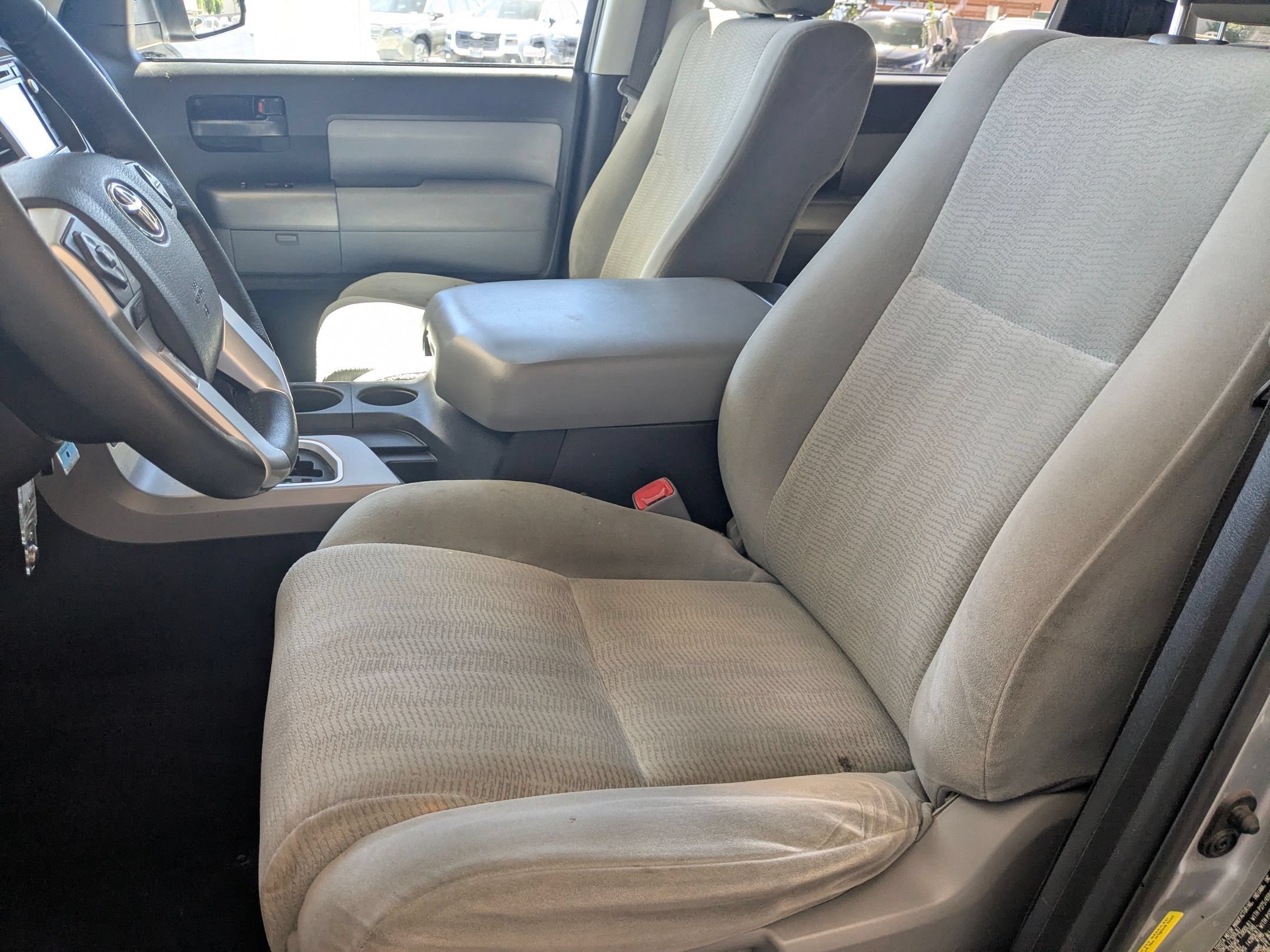Used 2016 Silver Sky Metallic Toyota SR5 image 20