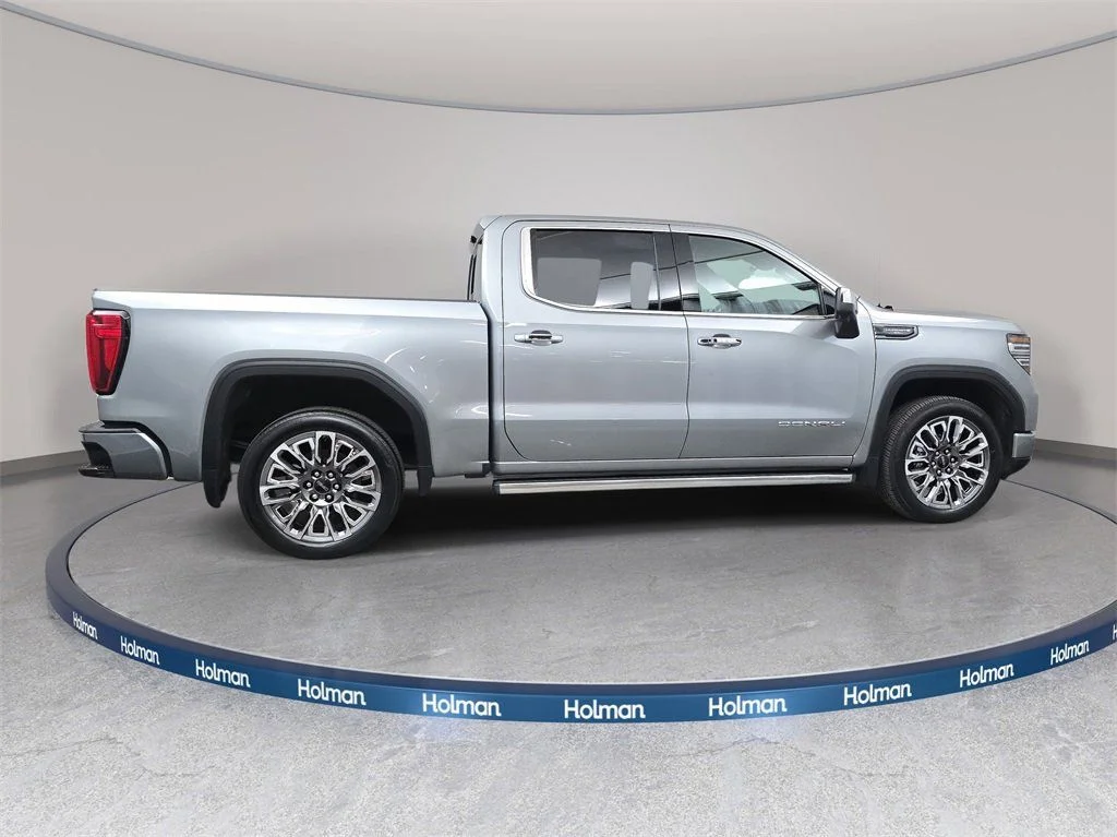 Used 2023 Silver GMC Denali Ultimate image 5