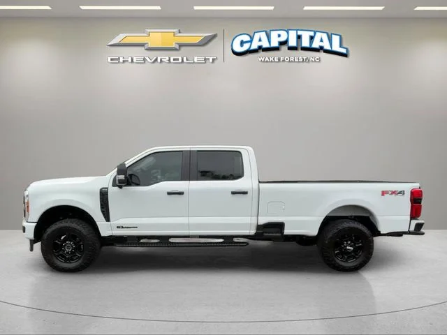 Used 2023 White Ford XL image 2