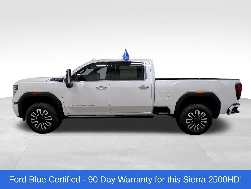 Certified Used 2025 White Frost Tri-Coat GMC Denali Ultimate image 1