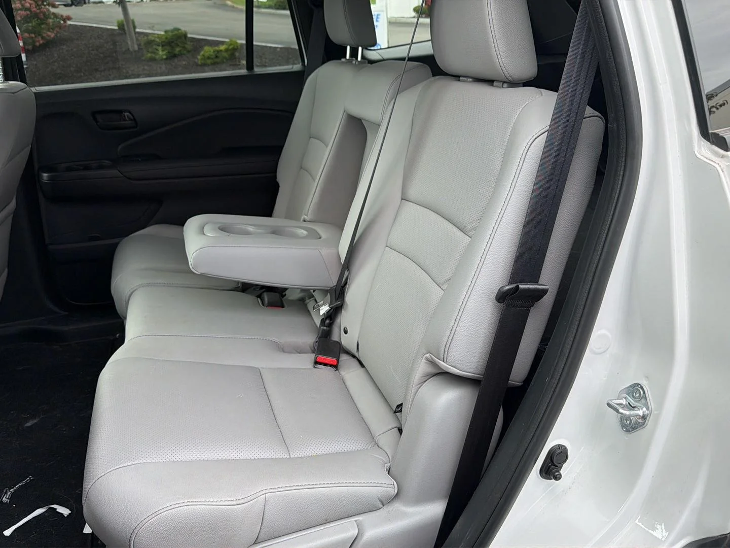 Used 2023 Platinum White Pearl Honda EX-L image 21