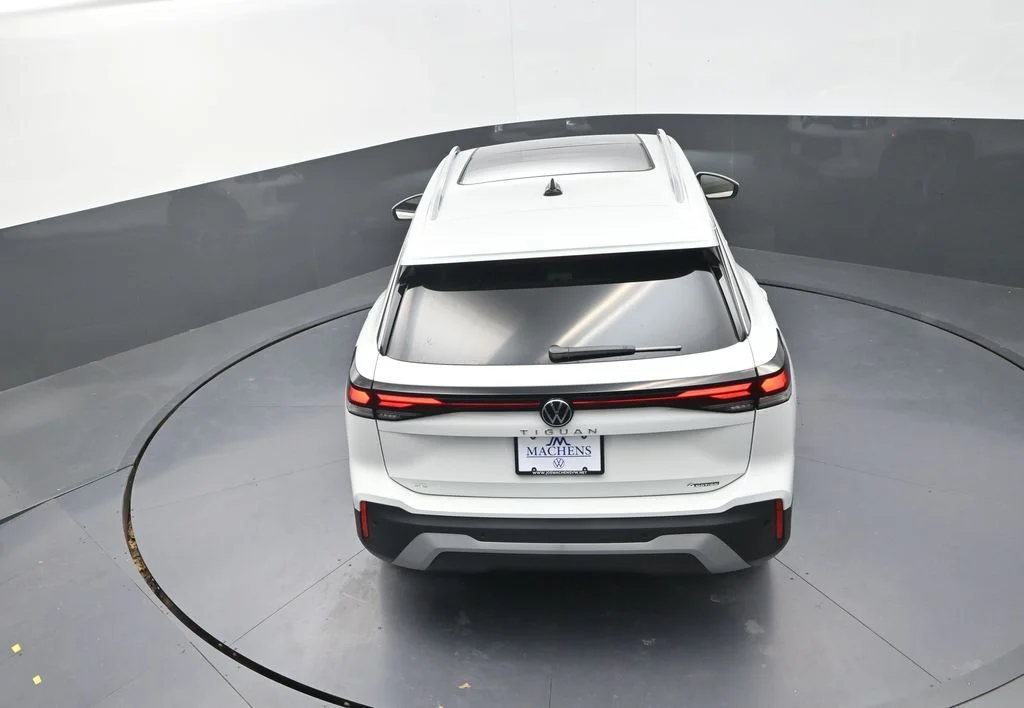 2026 Volkswagen Tiguan SE - Photo 19