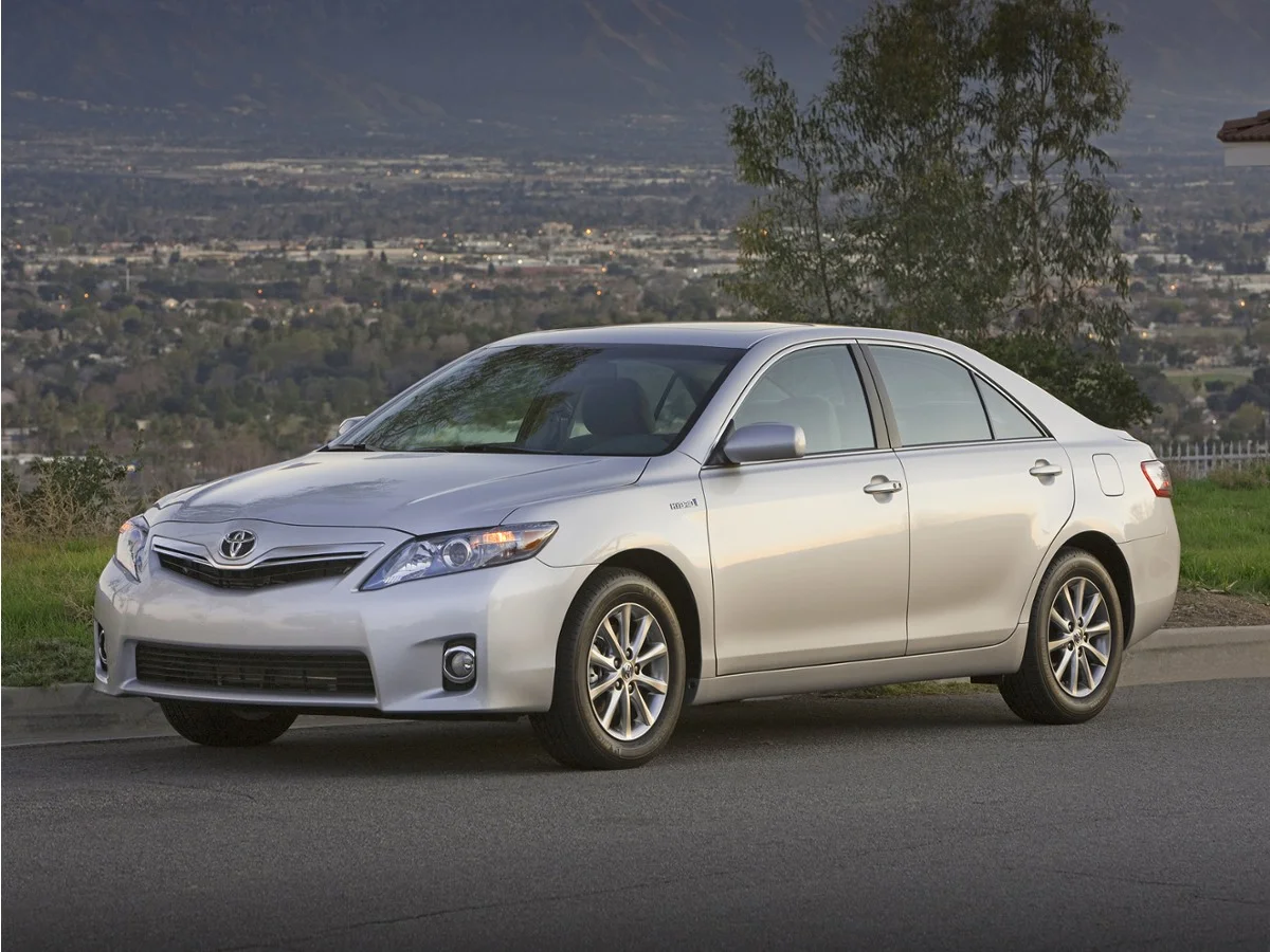 Used 2011 Gray Toyota  image 1