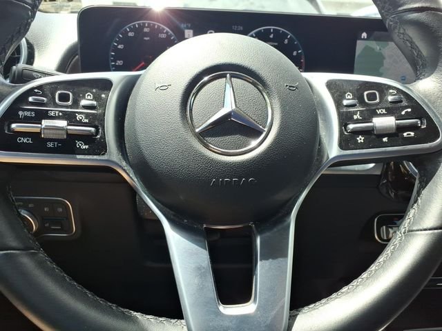 Used 2022 Black Mercedes-Benz GLB 250 image 14