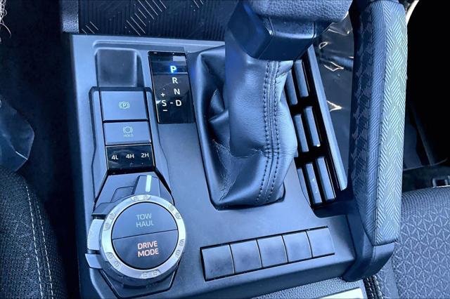 Certified Used 2025 ICE CAP Toyota  image 33