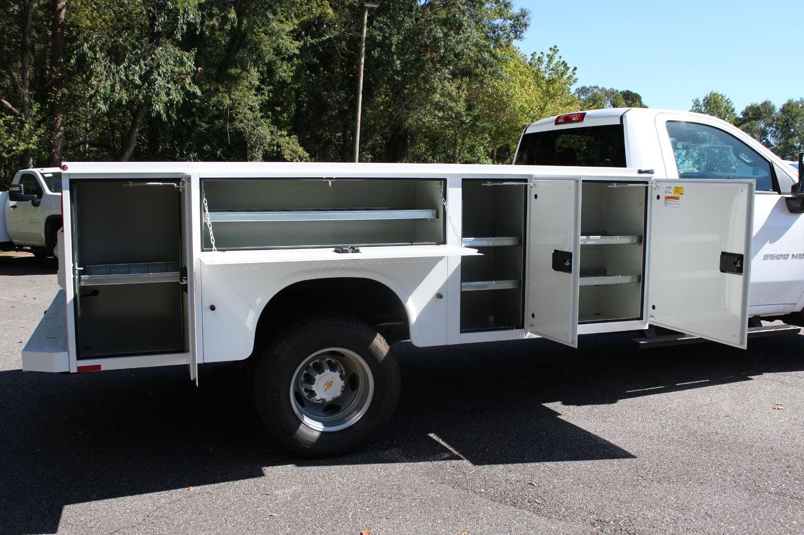 2025 Chevrolet Silverado 3500 HD Work Truck - Photo 9