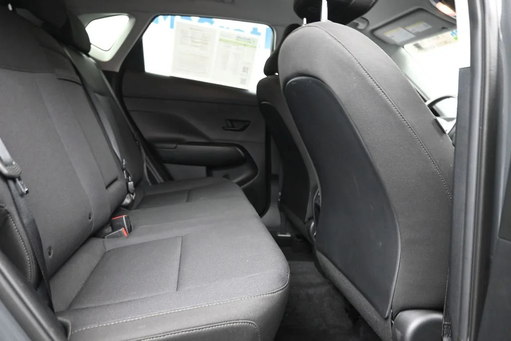 Used 2025 Gray Hyundai SEL image 10