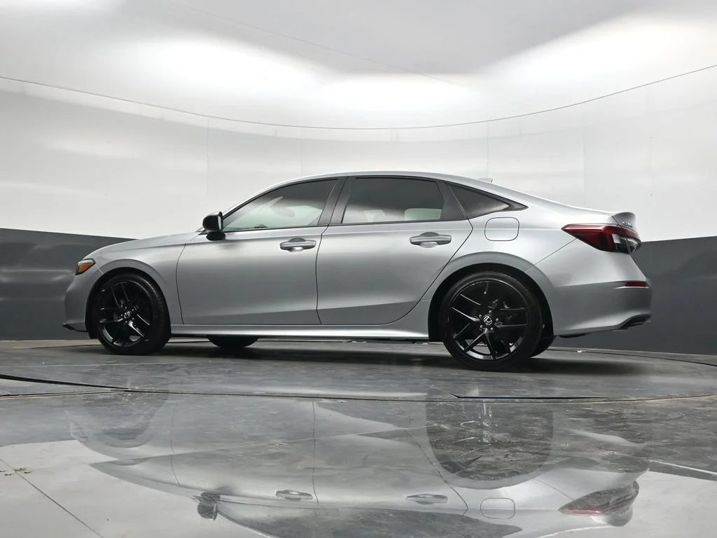 Certified Used 2025 Solar Silver Metallic Honda Sport image 26
