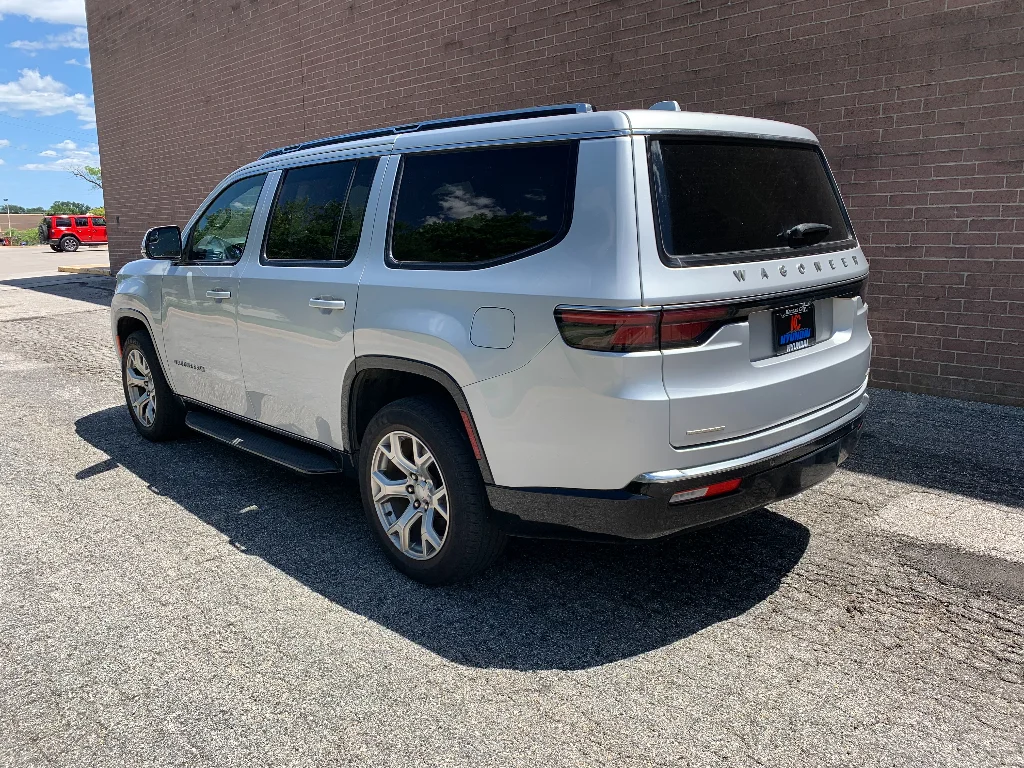 Used 2022 Silver Zynith Jeep Series II image 3