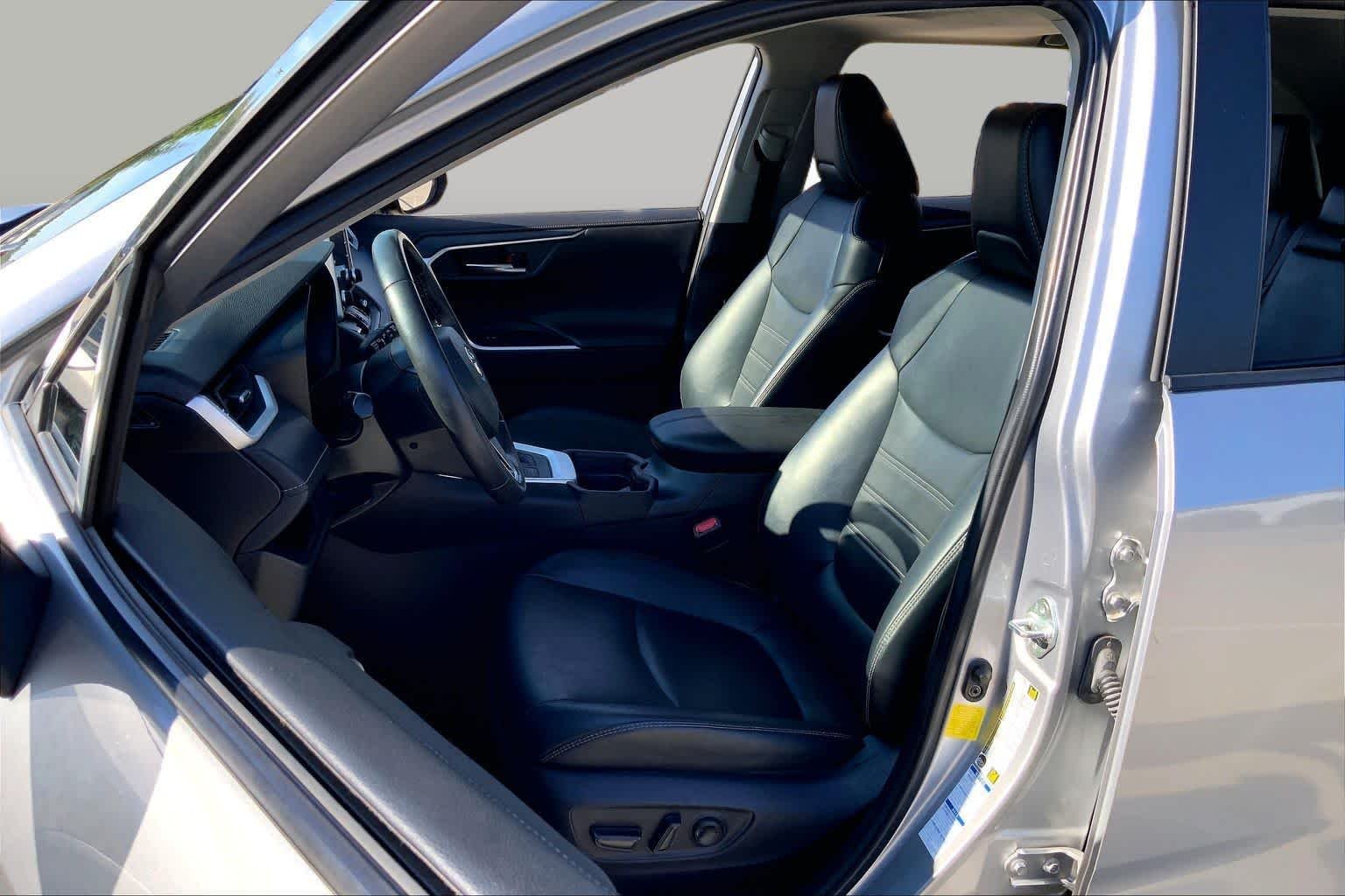 Pre-Owned 2020 Toyota RAV4 Limited