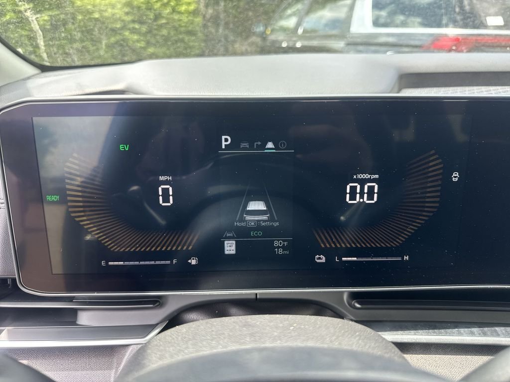 New 2026 White Kia EX image 15