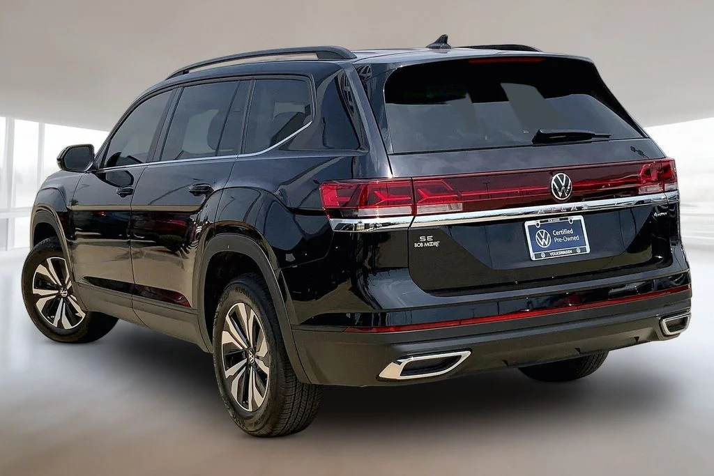 Certified Used 2026 Deep Black Pearl Volkswagen 2.0T SE image 13