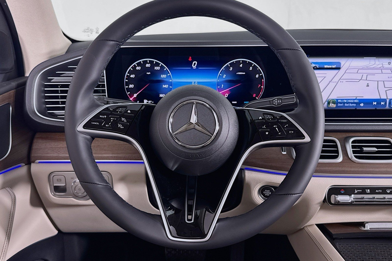 New 2026 Polar White Mercedes-Benz GLE 450 4MATIC® SUV image 17