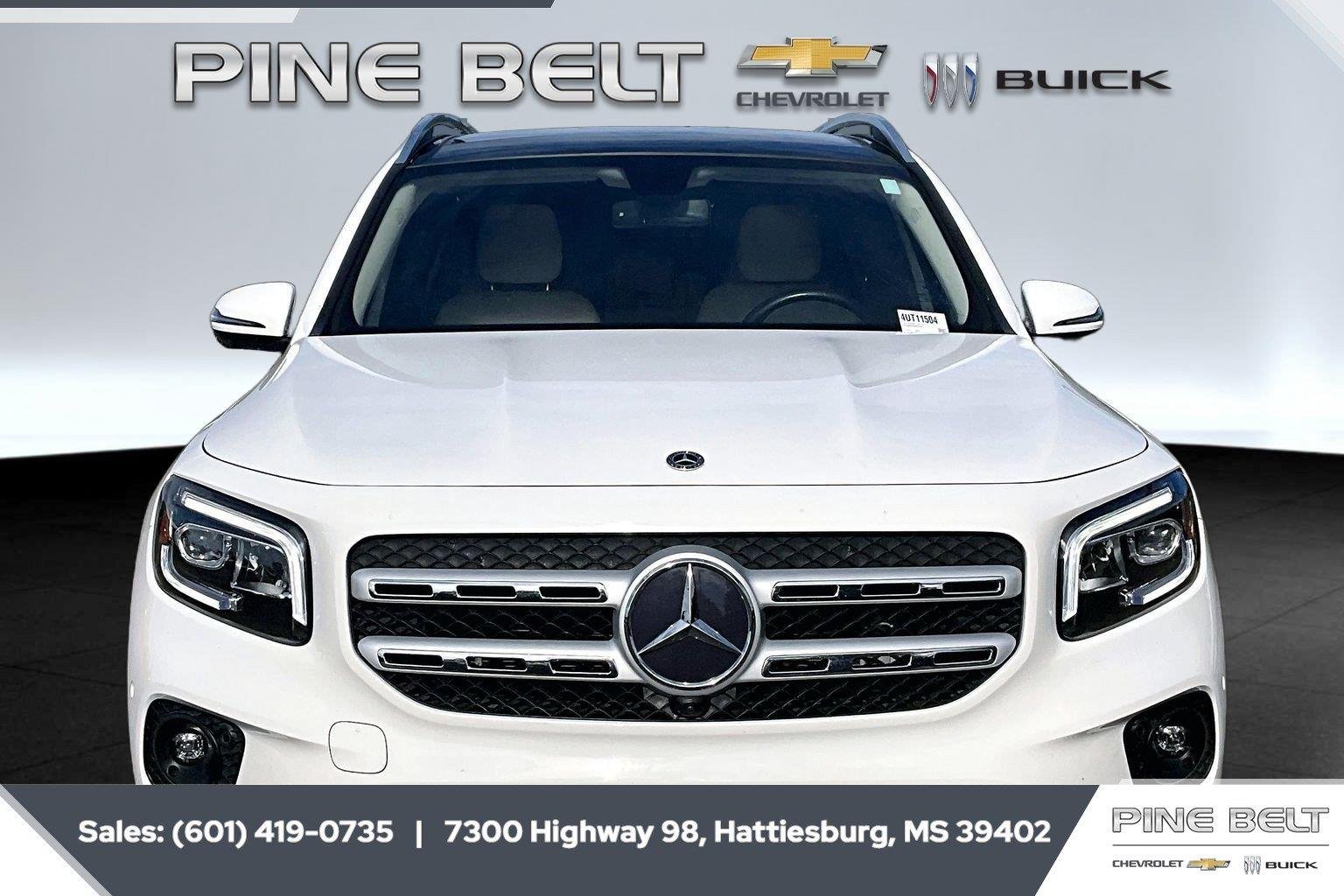 Used 2023 White Mercedes-Benz GLB 250 image 3