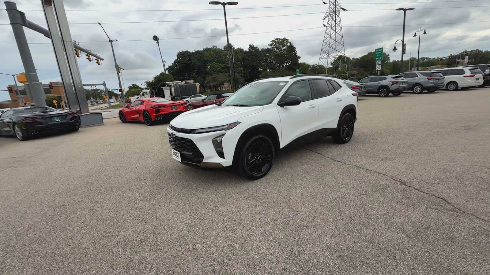 Certified Used 2024 Summit White Chevrolet ACTIV image 4