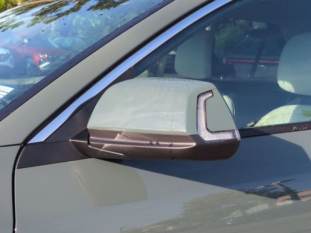 Used 2025 Green Kia EX image 12