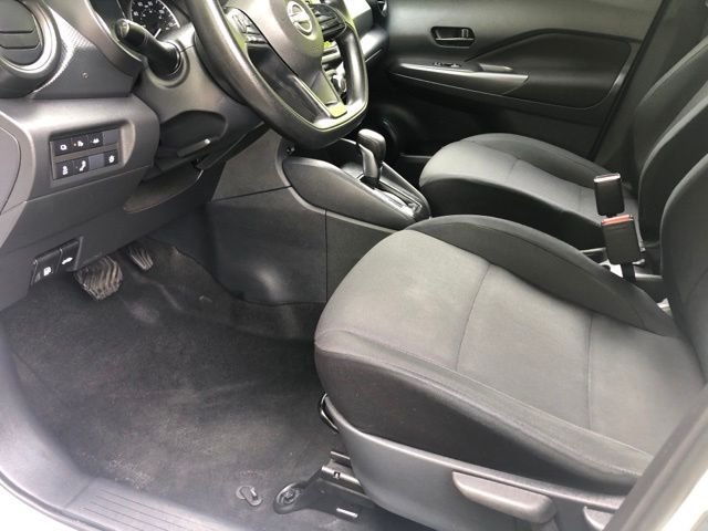 Used 2024 White Nissan S image 22