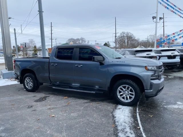 Used 2019 Gray Chevrolet RST image 6