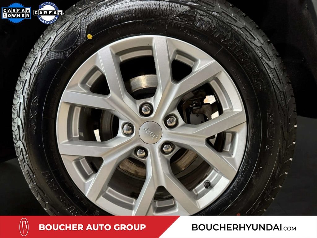 Used 2023 Velvet Red Pearlcoat Jeep Limited image 27