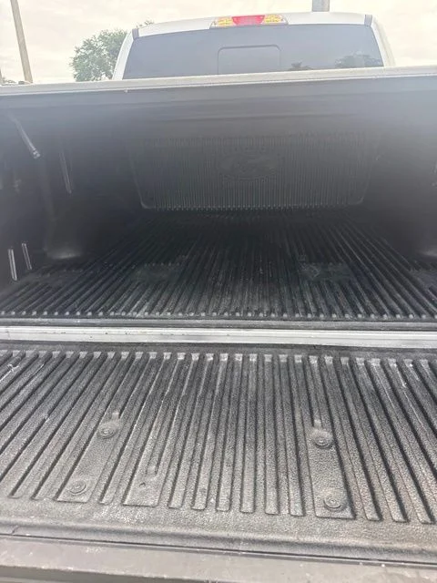 Used 2015 Silver Ford XLT image 10