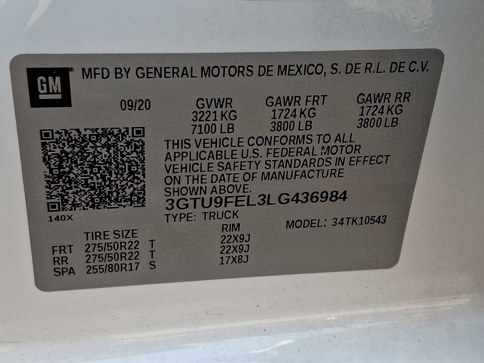 Used 2020 White Frost Tricoat GMC Denali image 32