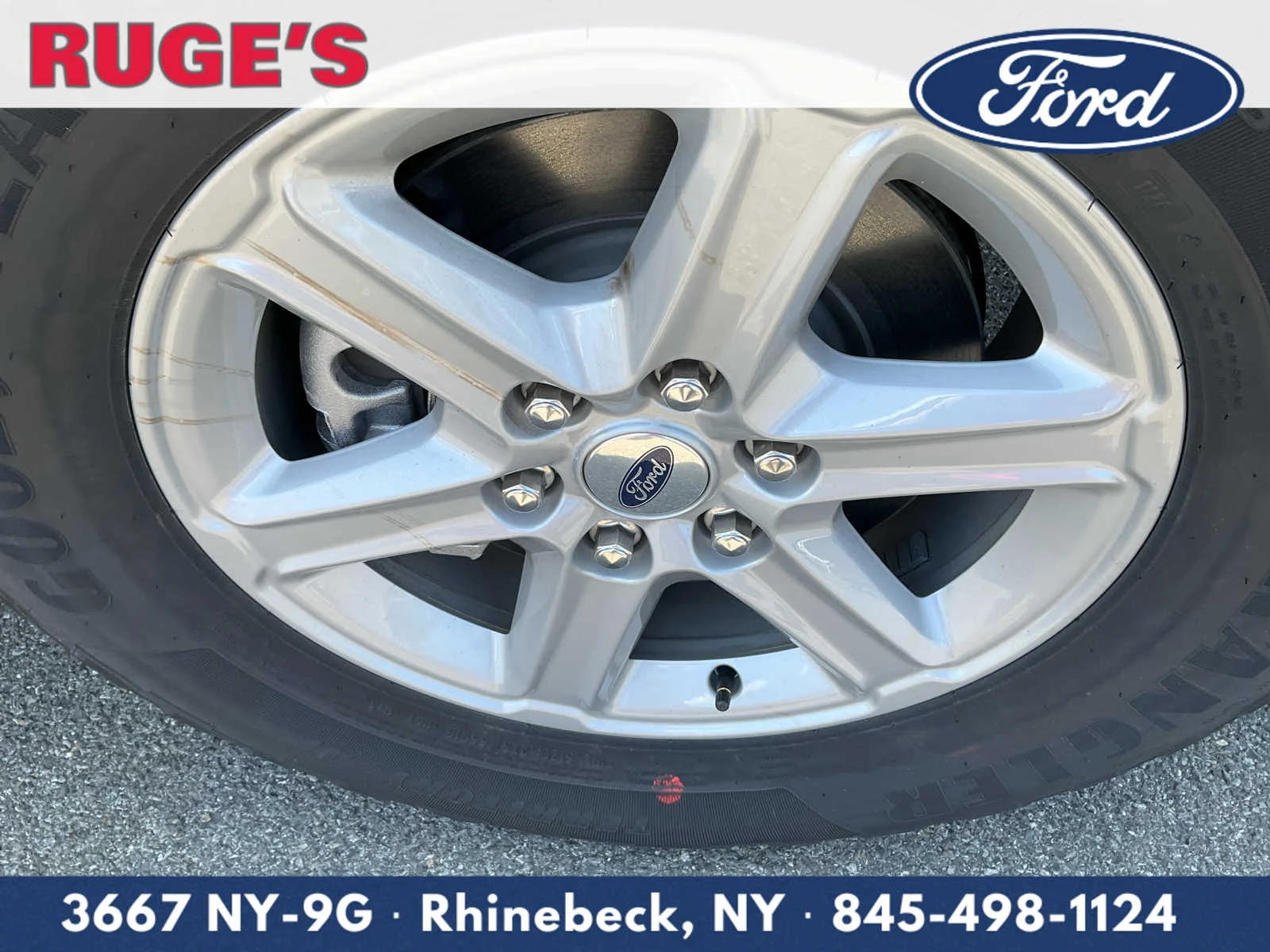 New 2026 Carbonized Gray Metallic Ford XLT image 9