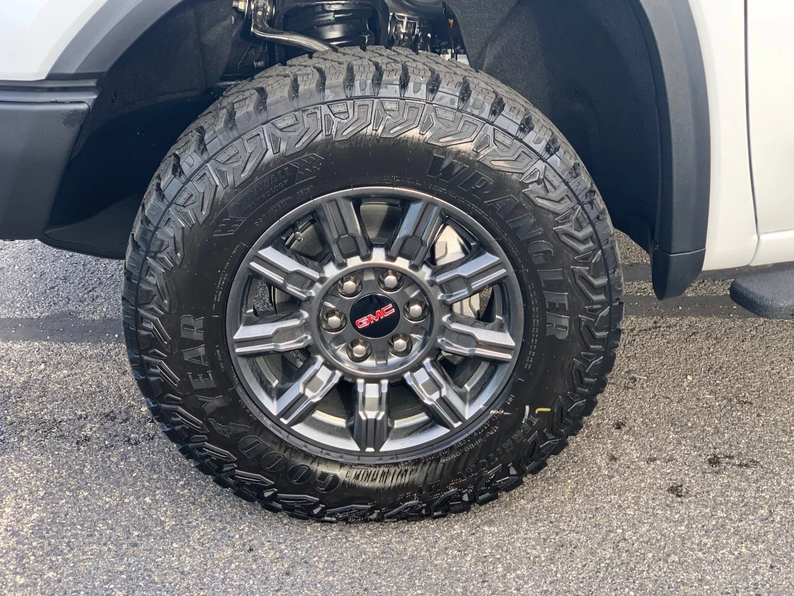 2026 GMC Sierra 1500 AT4X - Photo 30