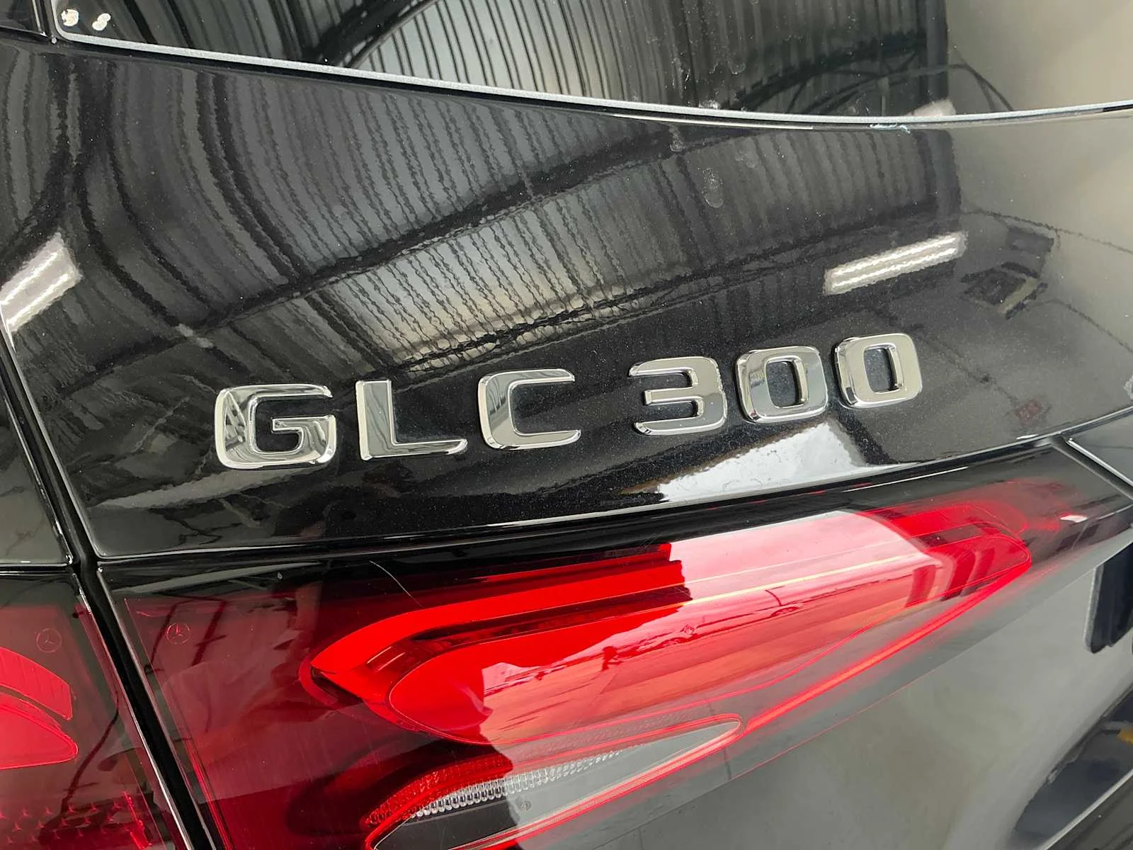 Certified Used 2026 Obsidian Black Metallic Mercedes-Benz GLC 300 image 10