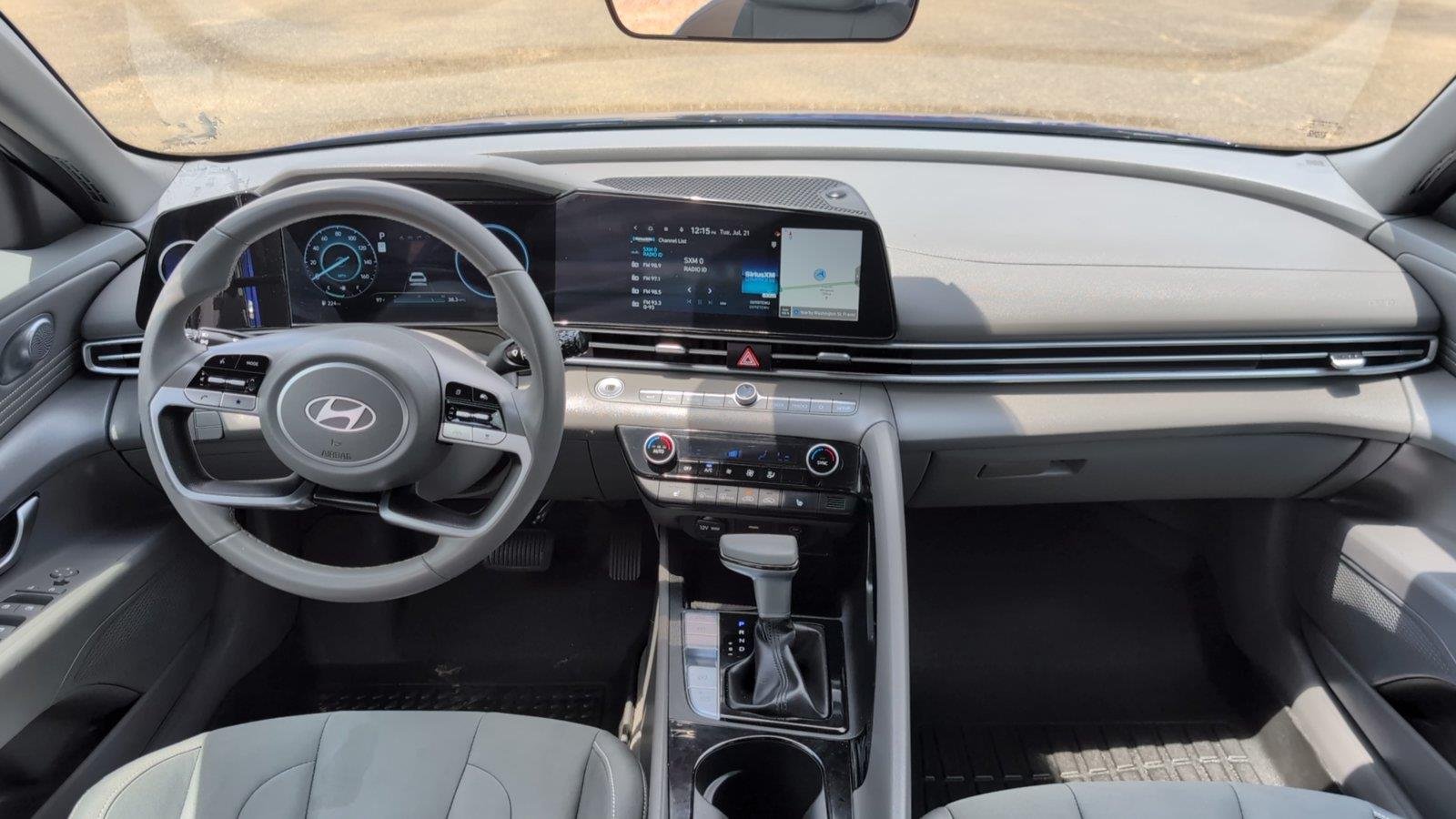Used 2025 Intense Blue Hyundai SEL Convenience image 21