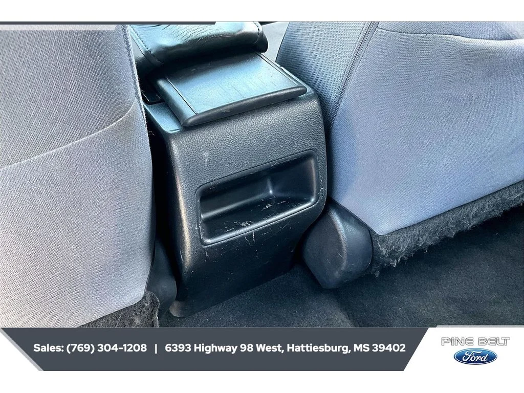 Used 2020 Barcelona Red Metallic Toyota SE image 24