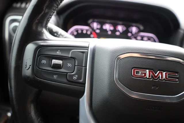 Used 2020 Gray GMC Elevation image 31