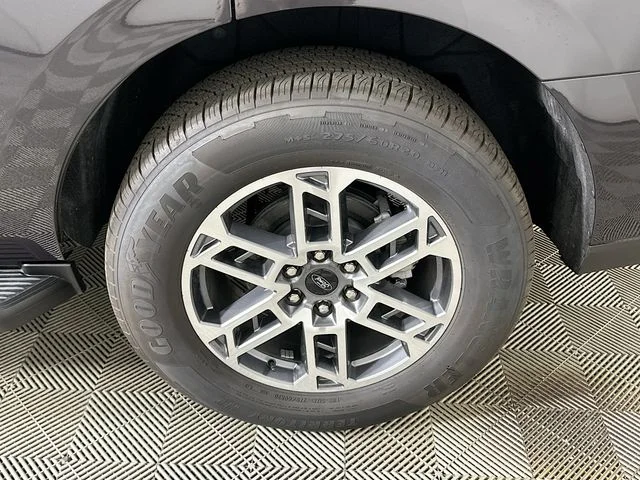 New 2025 Gray Ford Active image 24