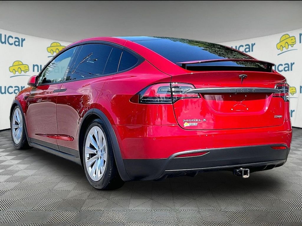 Used 2018 Red Tesla P100D image 4