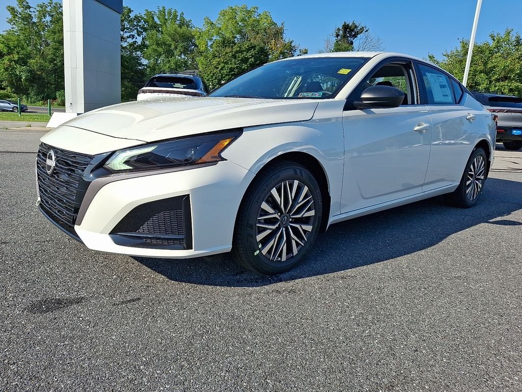 New 2026 Pearl White TriCoat Nissan SV image 2