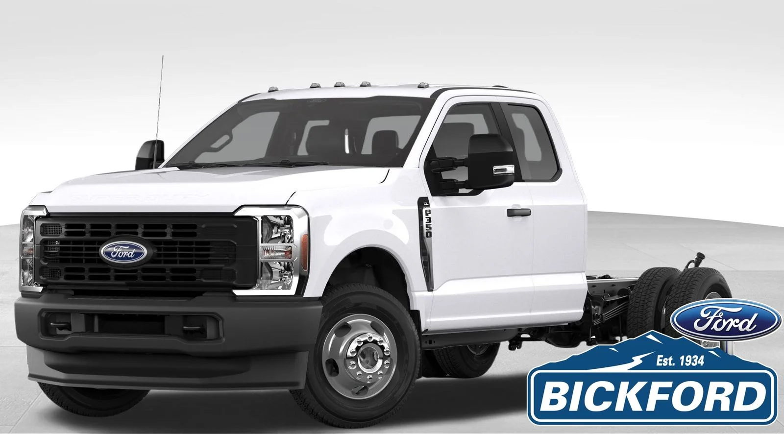 2026 Ford F-350 XL 4x4 SuperCab 168-In DRW's photo