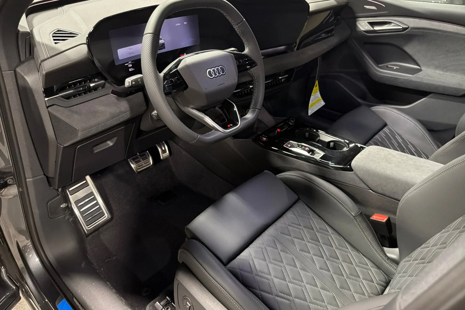 New 2027 Daytona Gray Pearl Effect Audi Premium Plus quattro image 9