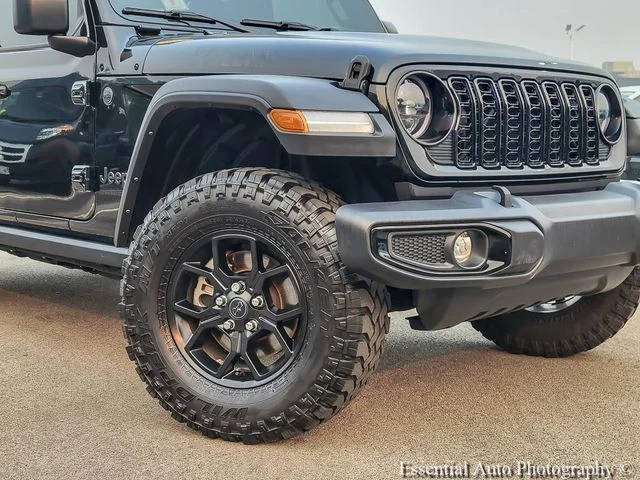 Certified Used 2024 Black Jeep Sport image 3