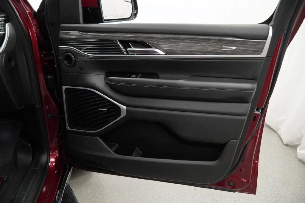 Used 2022 Red Jeep Series II image 40