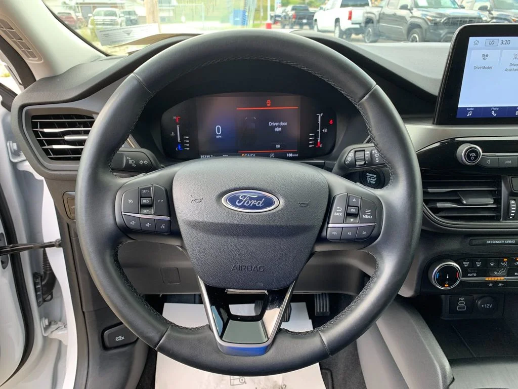 Used 2024 White Ford Active image 26