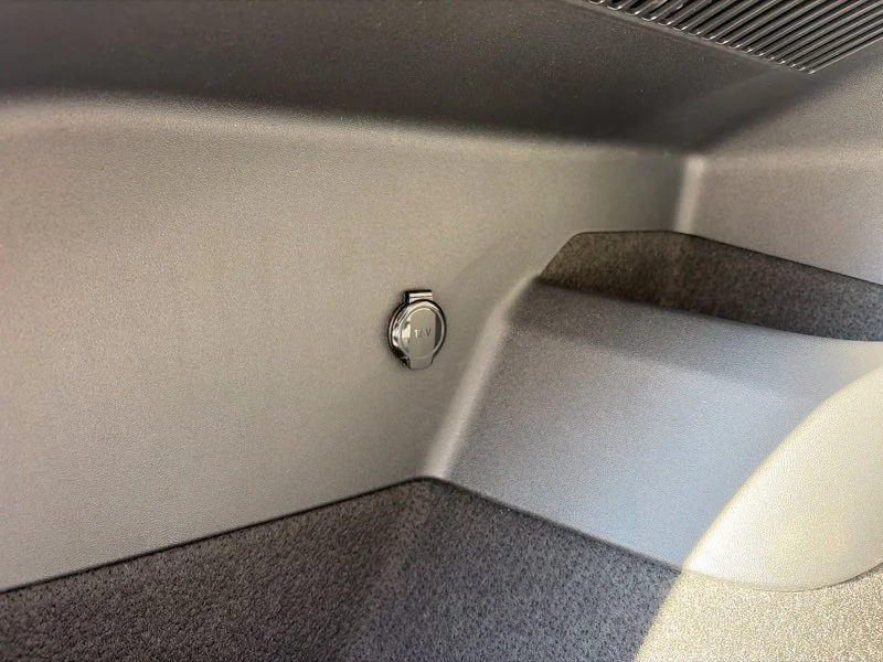 New 2027 Silver Volkswagen SE image 11