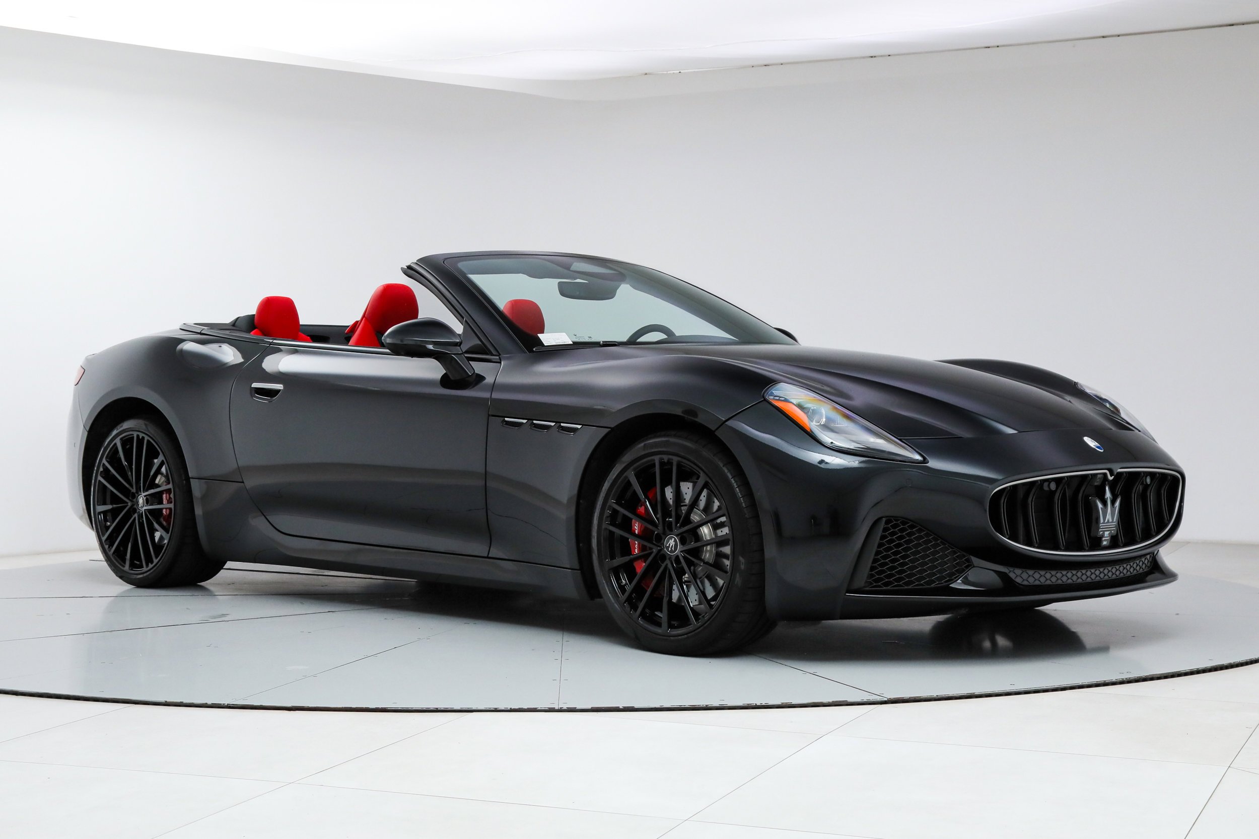 2026 Maserati GranCabrio Base - Photo 9