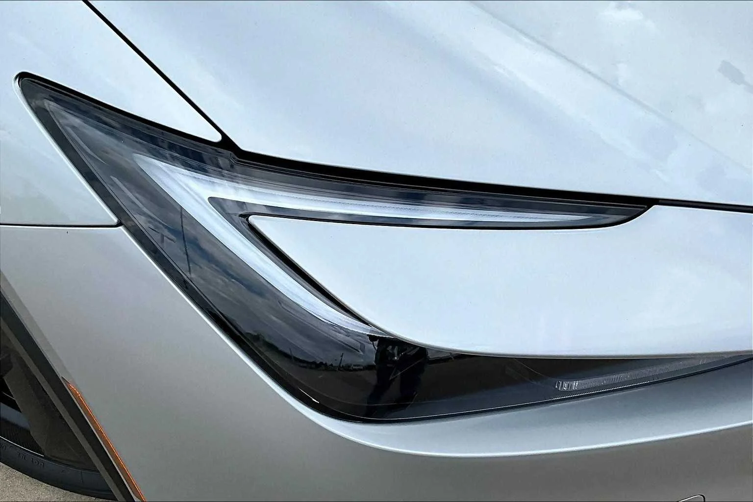 2026 Toyota Prius Plug-in Hybrid SE - Photo 13