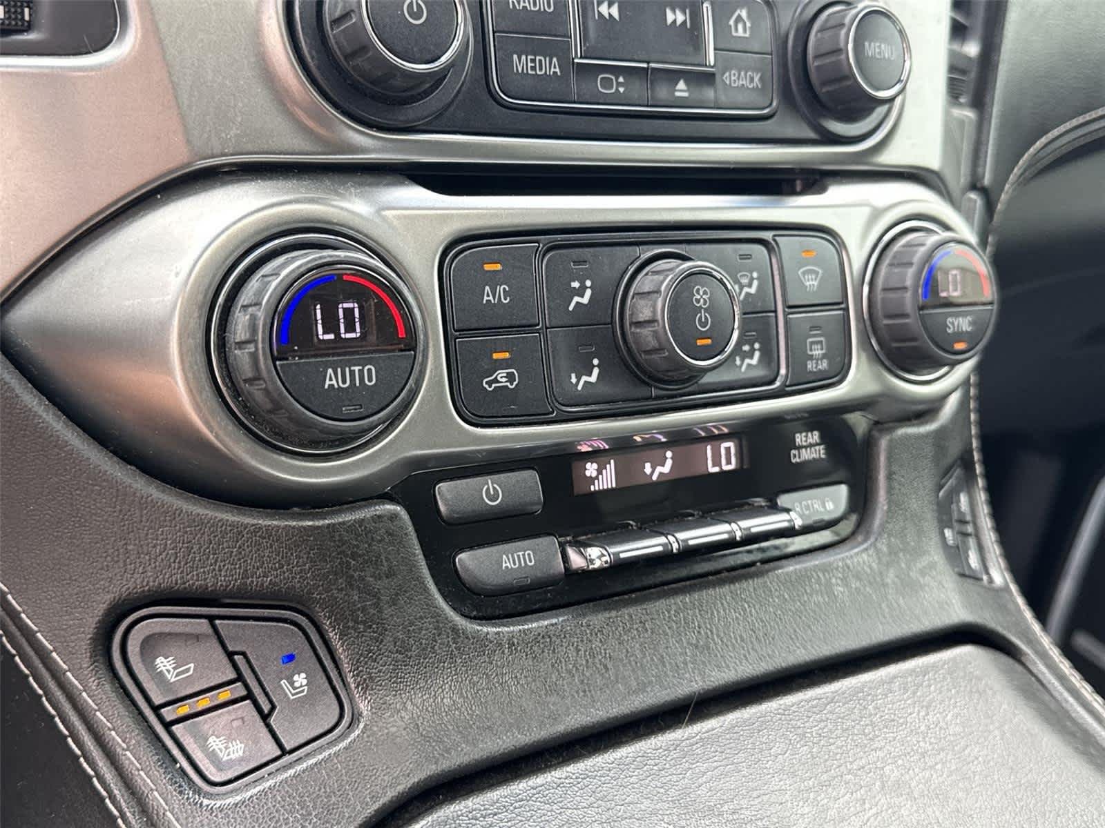 Used 2017 BLACK Chevrolet Premier image 17