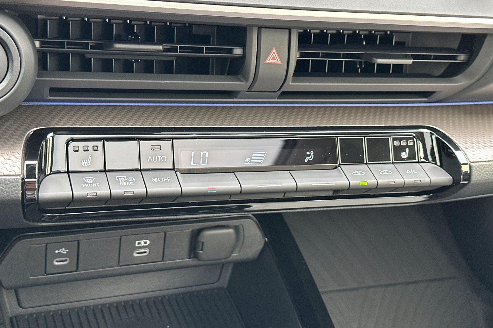 New 2026 Cutting Edge Toyota XLE AWD image 19