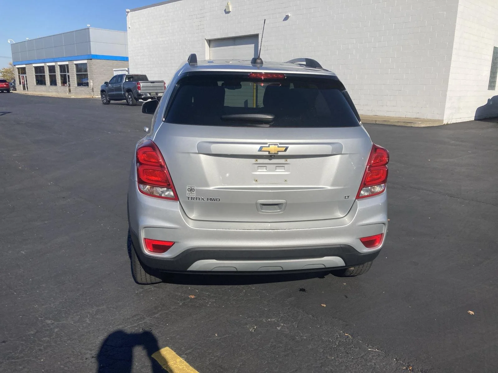 Used 2018 Silver Ice Metallic Chevrolet LT image 6