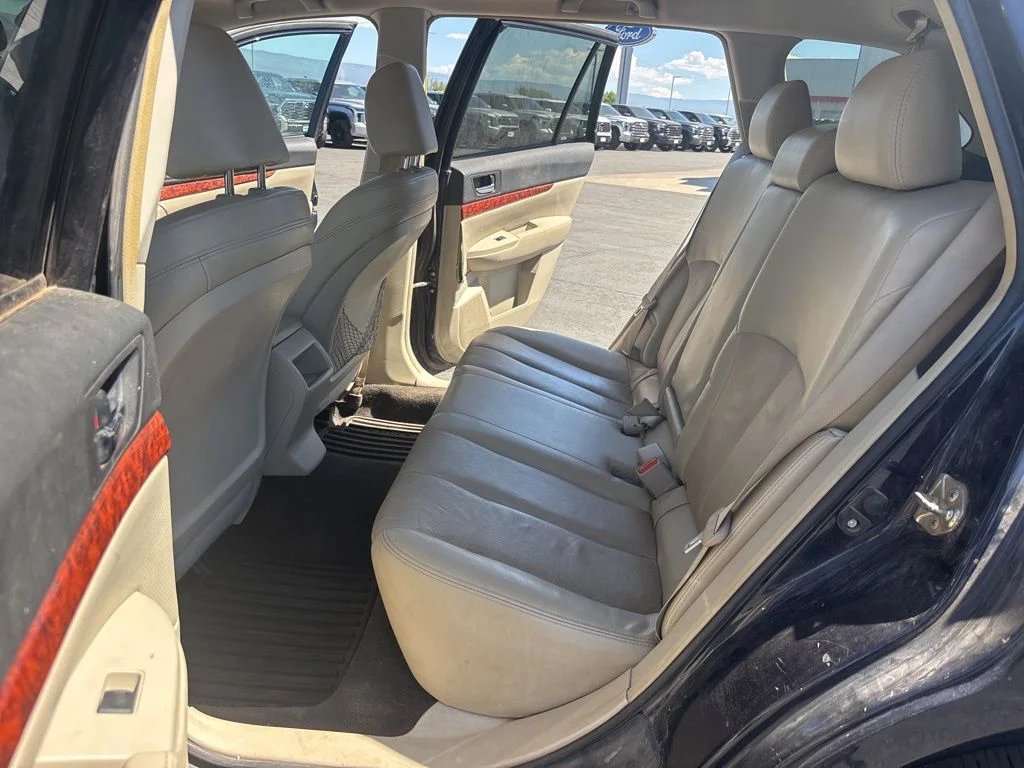 Used 2012 Deep Indigo Pearl Subaru 3.6R image 12